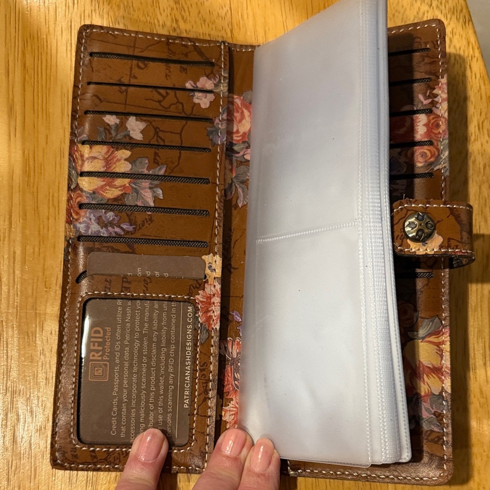 Patricia Nash Brown Floral Map-Print Long Wallet - Picture 6 of 10